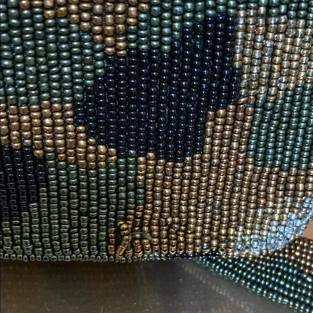 Hand Beaded Tiger Crossbody Bag Camo 7”x6”x2” w/ 23” Drop Zipper Tiana